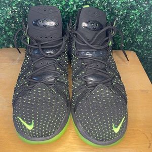 NIKE LEBRON 18 (Black & Electric Green)